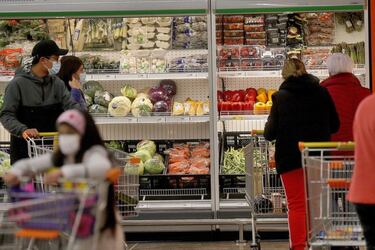 Mercado eleva proyección para la inflación en junio y prevé un periodo más prolongado de altas tasas de interés