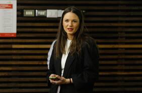 Irina Karamanos: “Parece preocupante que partes de un borrador constitucional reduzcan oportunidades o cierren aún más puertas que la Constitución de Pinochet”