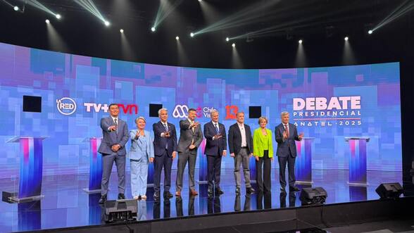 De “la izquierda fofa” a “no me tiembla la mano”: el minuto de cierre de los candidatos en debate Anatel