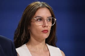 “Pareciera que llamó a tirar la cadena”: Vallejo apunta a Kast al acusar congelamiento de diálogo con la oposición