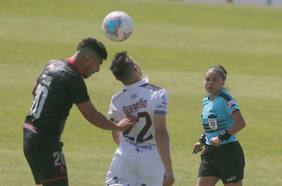 Siete amarillas y dos penales: así fue el debut de Belén Carvajal en la Primera B