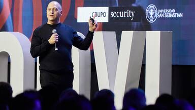 Testimonios de resiliencia emocionan en el tercer congreso de la Fundación Lo Que De Verdad Importa