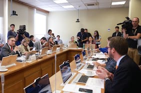 Comisión Monsalve aprueba informe opositor que reprocha a Boric y acusa responsabilidades políticas de Tohá y Orellana