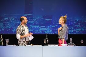 Desde el teatro y con resguardo sanitario: Mori transmite por primera vez obra desde su sala de Parque Arauco