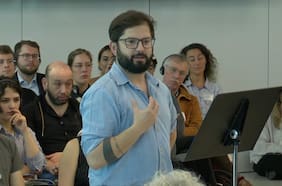Boric inicia ruta por Europa con charla en foro de Berlín: apunta al impacto de la crisis de combustibles y avance de la IA