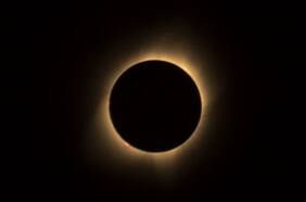 Recomendaciones para ver el eclipse en casa y convertirlo en la mejor experiencia astronómica