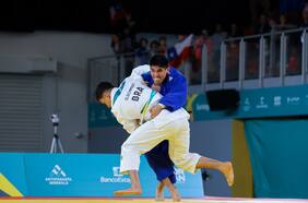 Jorge Pérez se queda con la plata en judo tras caer ante el brasileño Guilherme Cesar Schmidt