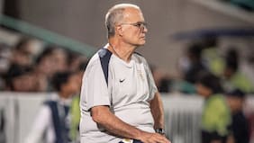 A horas de la rueda de prensa de Marcelo Bielsa: directiva de Uruguay toma una decisión sobre el futuro del técnico