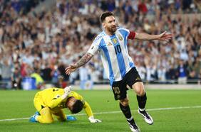 Messi se luce con tres goles y dos asistencias en una Argentina que vapulea a Bolivia