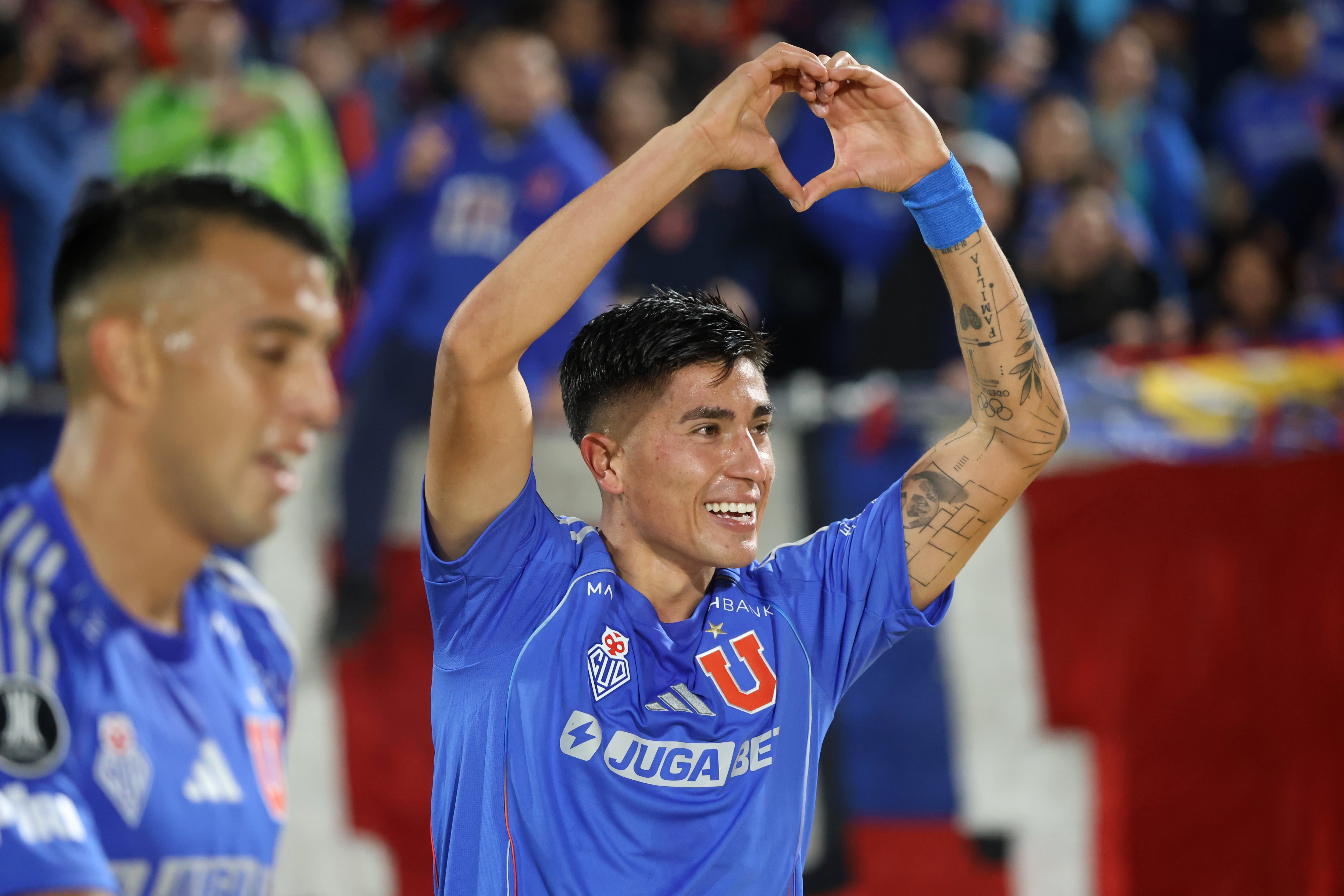 Matías Sepúlveda celebra su anotación ante Carabobo.