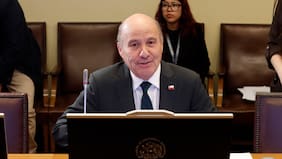 Quiroz proyecta que este año sobrecumplirá meta fiscal y fija crecimiento del PIB en 3,3% para el 2027