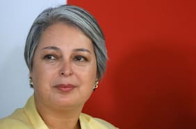 Jara toma distancia de las declaraciones de sus voceros y hace nuevo gesto a Evelyn Matthei