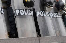 Perú aprueba decretos para expulsar a extranjeros que cometan homicidio, violaciones o secuestro