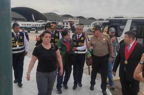 Alejandro Toledo llega a Perú tras ser extraditado de EE.UU.