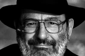 Biblioteca Pública Digital estrena colección especial dedicada a Umberto Eco