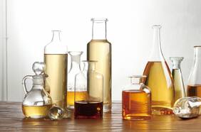 14 trucos de limpieza con vinagre blanco que seguro no conocías