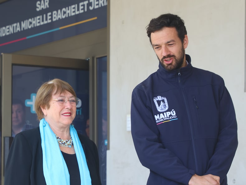 Michelle Bachelet inaugura SAR de Maipu