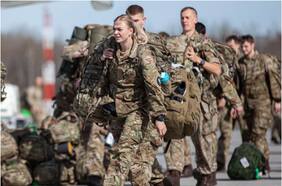 Por qué Dinamarca se sumó a los países de Europa donde el servicio militar es obligatorio para las mujeres