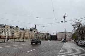 Hombre armado que mató a civiles y tomó rehenes en un supermercado en Kiev fue abatido por la policía