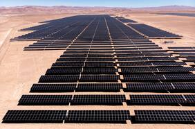 El ambicioso proyecto que busca sumar 820 MW de almacenamiento eléctrico en el Desierto de Atacama