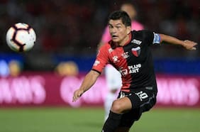 Grave accidente en Argentina: el Pulga Rodríguez vuelca con su camioneta y es encontrado deambulando por la autopista