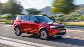 El Opel Crossland se renueva con más espacio y versiones electrificadas