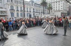 Columna de Rodrigo Guendelman: ¿Por qué vivir en Santiago?