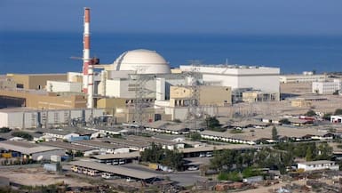 Irán finaliza conversaciones de paz con Estados Unidos después de que Trump amenazara con que “toda una civilización morirá esta noche”