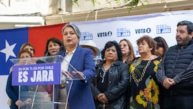 Jara dispara contra el Minvu y el gobierno por presupuesto de vivienda