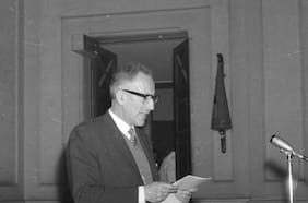 Columna de Sebastián Edwards: La soledad del exilio