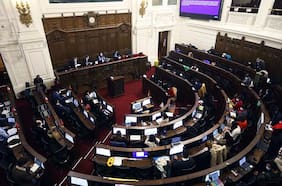 Primeras propuestas ingresadas a la comisión de Normas Transitorias definen duración del mandato de Boric y no permitiría su reelección en 2025