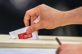 Para evitar elección en dos días: proponen voto voluntario para jóvenes entre 18 y 28 años