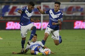 Vélez no perdona la pobre noche de la UC
