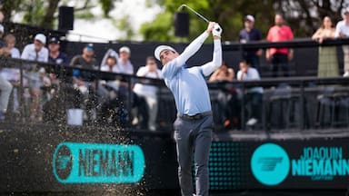 Un irregular Joaquín Niemann sigue sin repuntar en el LIV Golf de México