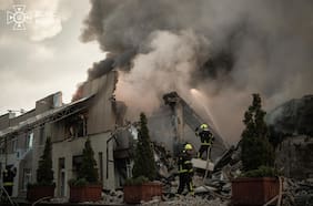 Aumentan a 27 los muertos por oleada de ataques de Rusia contra Kiev