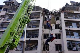 Al menos 26 heridos tras una nueva serie de ataques del ejército ruso contra Járkov