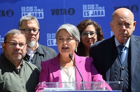 “Aún está a tiempo de corregir el rumbo”: Jeannette Jara emplaza al gobierno a reponer gastos sociales en el Presupuesto 2026
