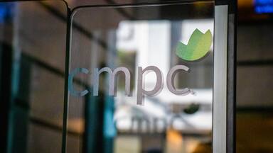 Ganancias de CMPC anotan fuerte baja por menores precios de celulosa