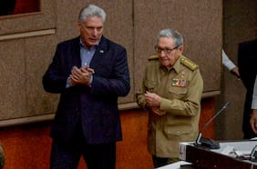 Parlamento cubano ratifica a Díaz-Canel para nuevo mandato de cinco años