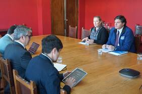 “Planteamos una solución concreta”: Achm pide a ministro Marcel que IVA municipal sea destinado a financiar la ley de seguridad