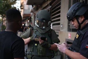 Realizan nuevo operativo policial migratorio en la Vega Central: se  identificaron a 45 personas infractoras de la Ley de Migraciones