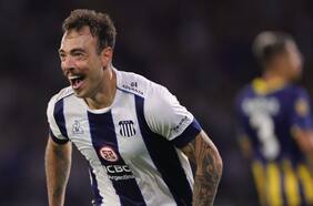 Matías Catalán marca un golazo en la abultada victoria de Talleres sobre Rosario Central