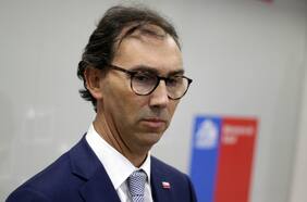 Exministro Raúl Figueroa cuestiona gestión de Cataldo: “Educación ha estado lejos de ser una prioridad para el gobierno”