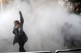 ¿Nueva estrategia de Israel? Atacar las fuerzas policiales iraníes para facilitar una revuelta ciudadana