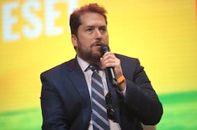 Brasil prohíbe entrar al asesor de Trump que pretendía ver a Bolsonaro por las restricciones de visado de EE.UU.