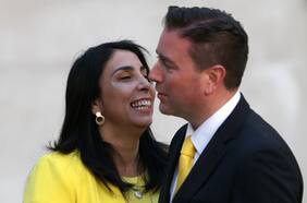 Rubilar bajo presión: ministra descarta uso de recursos públicos para campaña de su pareja pero complica a La Moneda