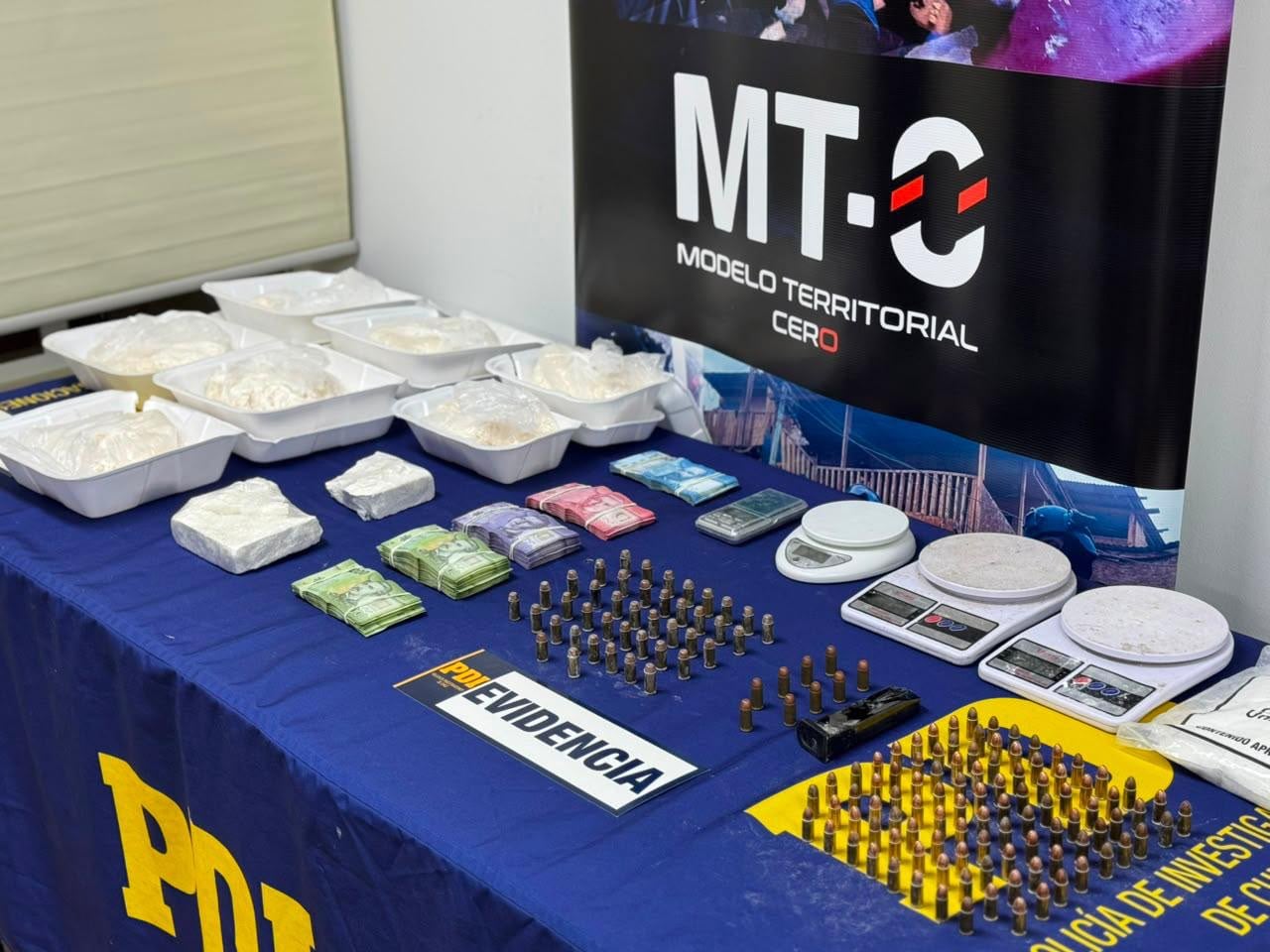 PDI detiene a cuatro ciudadanos colombianos e incauta más de 6 kilos de droga en Pequeña Caracas de Estación Central
