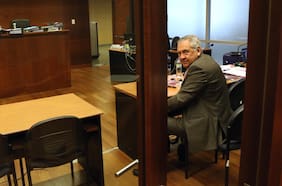 Condenan a exalcalde Pedro Sabat por dos delitos de negociación incompatible