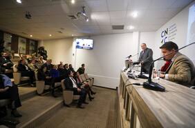 Fiscalía y CNC presentan canal de denuncia de extorsiones a comercios y Valencia reconoce que en la RM hay “un problema”