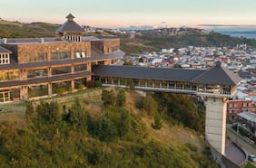 Inédito encuentro universitario reúne a empresarios, pescadores y sociedad civil en Puerto Montt